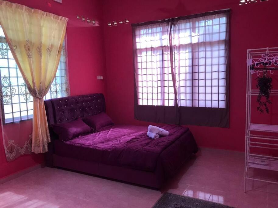 קואלה טרנגאנו Homestay Che Mat מראה חיצוני תמונה